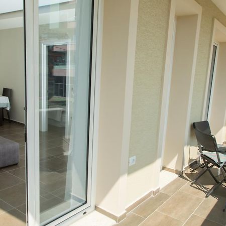Apartment Te Kalua Sarande Exterior photo