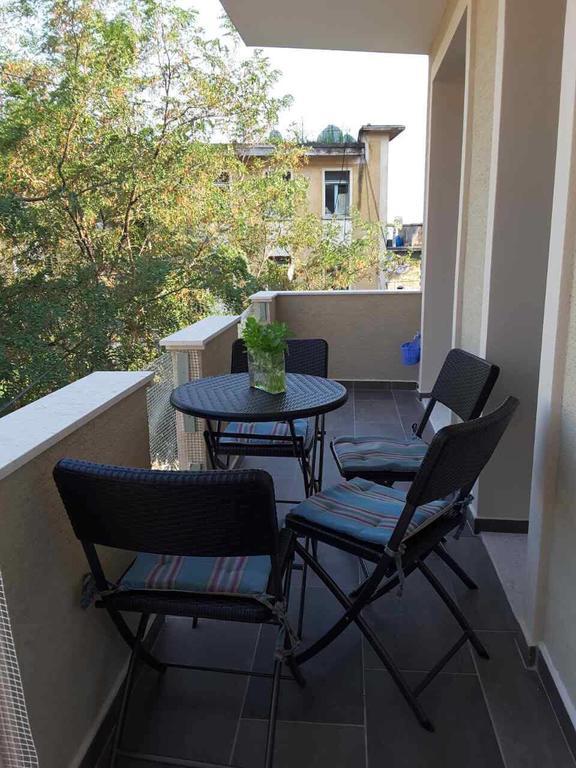 Apartment Te Kalua Sarande Exterior photo